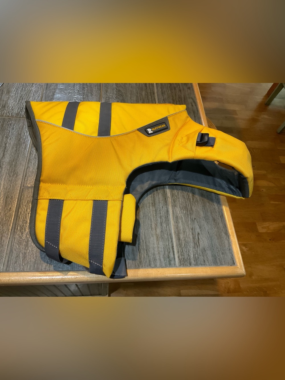Ruffwear Med. Dog life jacket used 2 times our dog hates water or BO
